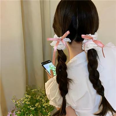 色肉毒蝎女
